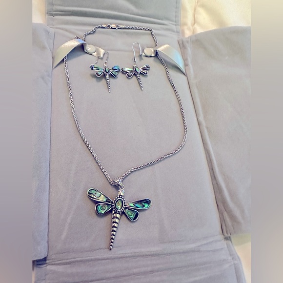 Gorgeous dragon fly earring and matching sterling silver necklace - Picture 2 of 11